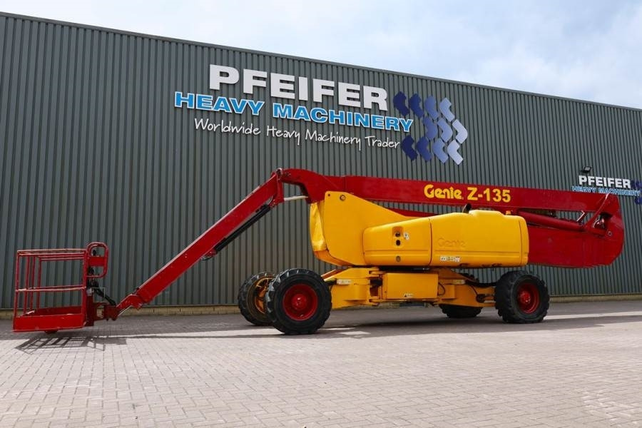 Genie ZX135/70 Diesel, 4x4x4 Drive, 43m Lifting Height, - Gelenkarmbühne: das Bild 1 Genie ZX135/70 Diesel, 4x4x4 Drive, 43m Lifting Height, - Gelenkarmbühne: das Bild 1