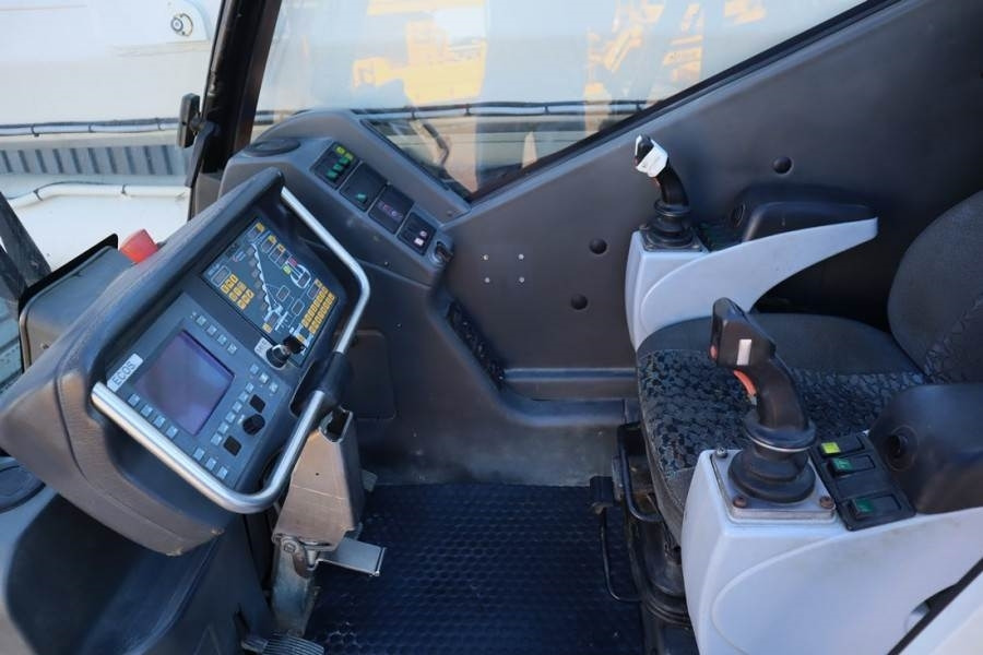 Grove GMK3055 Diesel, 6x6x6, 55t Capacity, 43m Main Boom - All-Terrain Kran: das Bild 5 Grove GMK3055 Diesel, 6x6x6, 55t Capacity, 43m Main Boom - All-Terrain Kran: das Bild 5