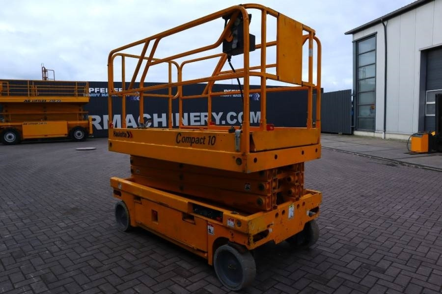 Scherenbühne Haulotte Compact 10 Electric, 10m Working Height, 450kg Cap: das Bild 9