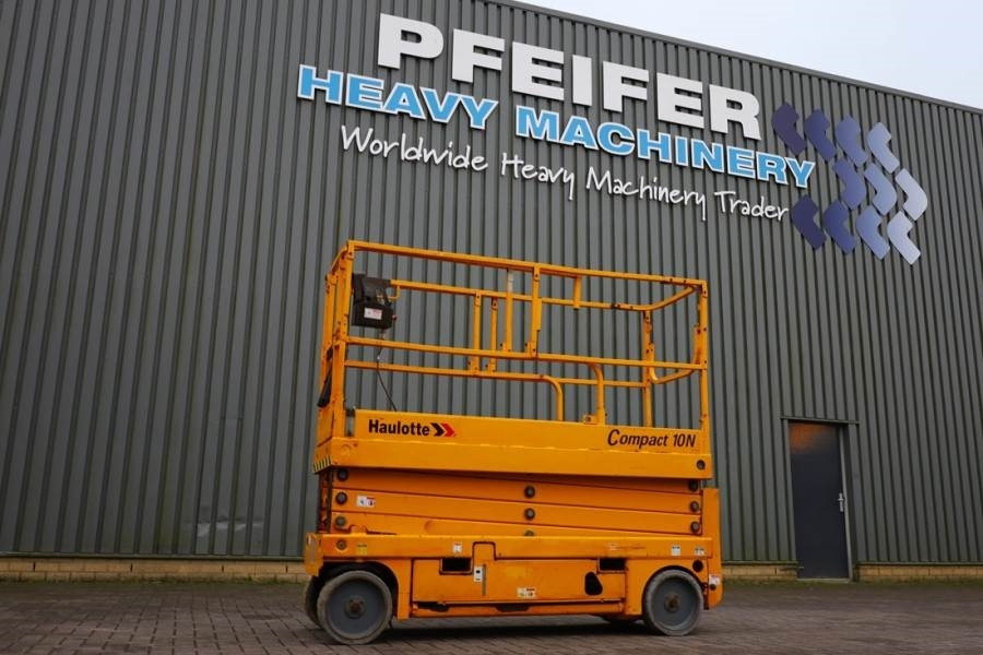 Haulotte Compact 10N Electric, 10m Working Height, 230kg Ca - Scherenbühne: das Bild 1 Haulotte Compact 10N Electric, 10m Working Height, 230kg Ca - Scherenbühne: das Bild 1