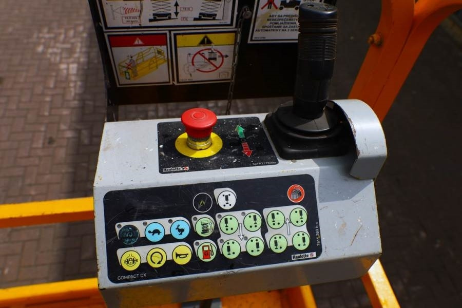 Haulotte Compact 12RTE Electric, 12m Working Height, 450kg - Scherenbühne: das Bild 5 Haulotte Compact 12RTE Electric, 12m Working Height, 450kg - Scherenbühne: das Bild 5
