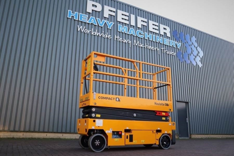 Haulotte Compact 8N Valid inspection, *Guarantee! 8m Workin - Scherenbühne: das Bild 1 Haulotte Compact 8N Valid inspection, *Guarantee! 8m Workin - Scherenbühne: das Bild 1