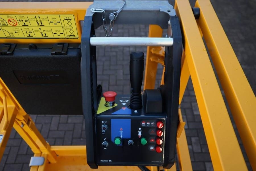 Haulotte Compact 8N Valid inspection, *Guarantee! 8m Workin - Scherenbühne: das Bild 4 Haulotte Compact 8N Valid inspection, *Guarantee! 8m Workin - Scherenbühne: das Bild 4