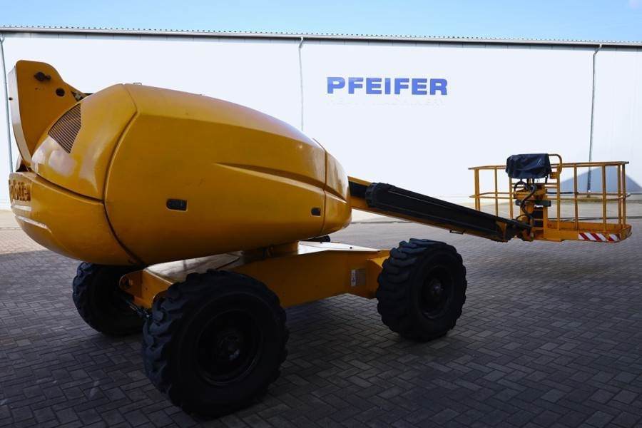 Haulotte H14TX Diesel, 4x4 Drive, 14m Working Height, 10.6m - Teleskopbühne: das Bild 2 Haulotte H14TX Diesel, 4x4 Drive, 14m Working Height, 10.6m - Teleskopbühne: das Bild 2