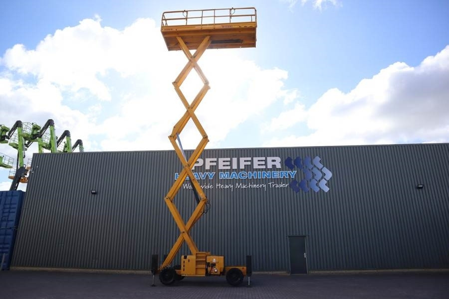 Haulotte H15SXL Diesel, 4x4 Drive, 15m Working Height, 500k - Scherenbühne: das Bild 3 Haulotte H15SXL Diesel, 4x4 Drive, 15m Working Height, 500k - Scherenbühne: das Bild 3