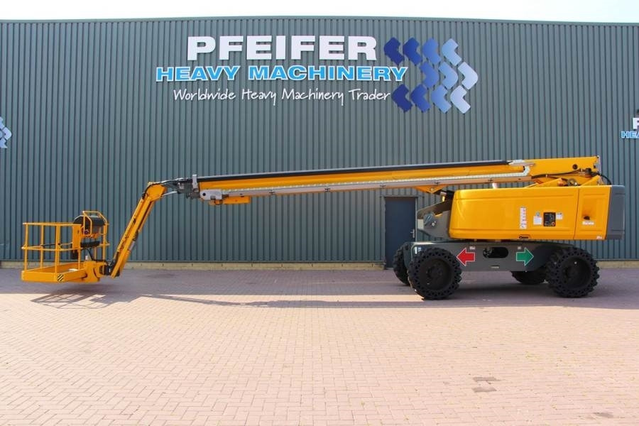 Haulotte HT28RTJ Pro Diesel, 4x4 Drive, 27.9 m Working Heig - Teleskopbühne: das Bild 1 Haulotte HT28RTJ Pro Diesel, 4x4 Drive, 27.9 m Working Heig - Teleskopbühne: das Bild 1