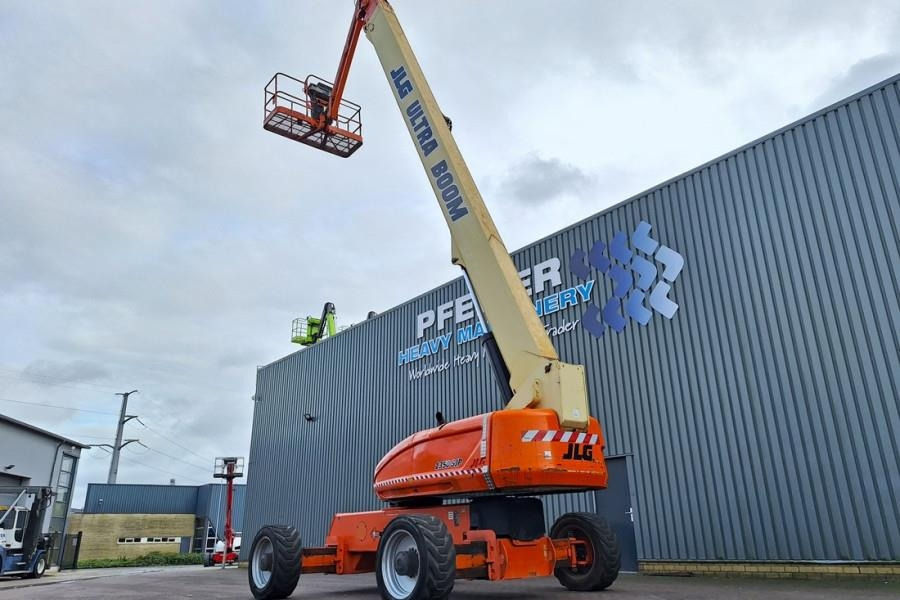 JLG 1350SJP Diesel, 4x4x4 Drive 43.3m Working Height, - Gelenkarmbühne: das Bild 2 JLG 1350SJP Diesel, 4x4x4 Drive 43.3m Working Height, - Gelenkarmbühne: das Bild 2