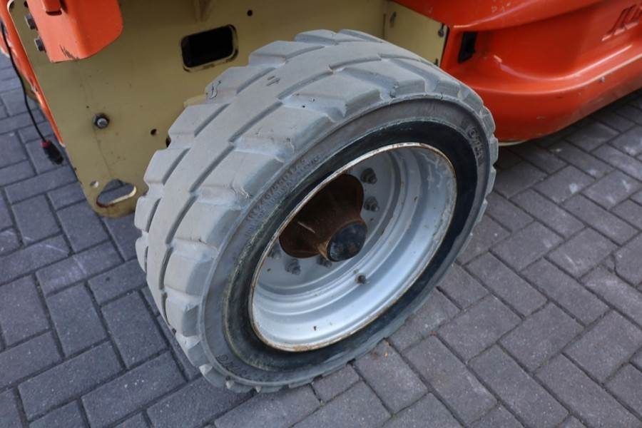 Scherenbühne JLG M4069 Hybrid, 14.2m Working Height, 360kg Capacity: das Bild 15 Scherenbühne JLG M4069 Hybrid, 14.2m Working Height, 360kg Capacity: das Bild 15