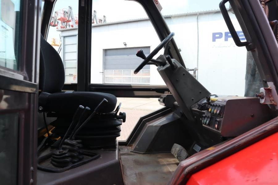 Manitou M30-4 Diesel, 4x4 Drive, 3t Capacity, Triplex Mast - Geländestapler: das Bild 3 Manitou M30-4 Diesel, 4x4 Drive, 3t Capacity, Triplex Mast - Geländestapler: das Bild 3