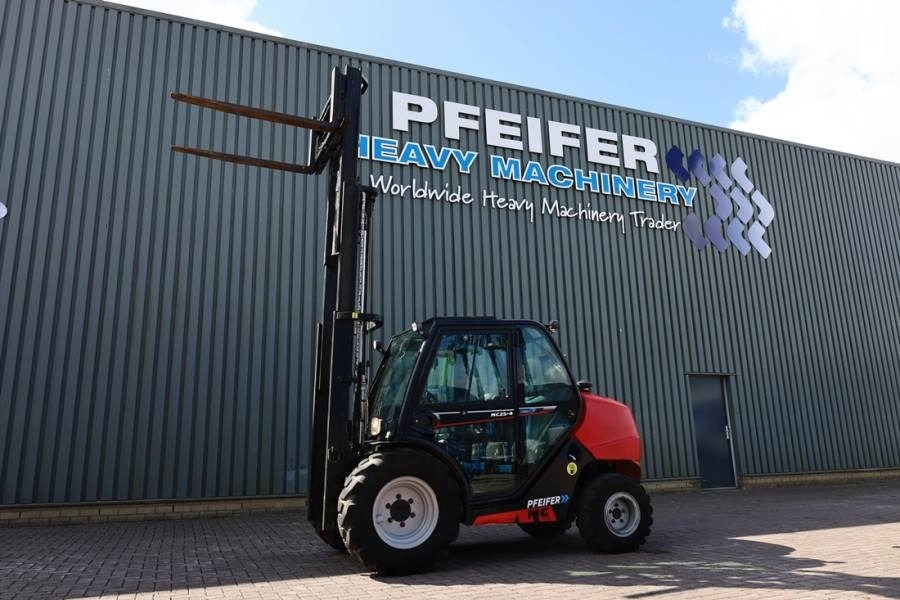 Manitou MC25-4 Valid Inspection, *Guarantee, Diesel, 4x4 D - Geländestapler: das Bild 3 Manitou MC25-4 Valid Inspection, *Guarantee, Diesel, 4x4 D - Geländestapler: das Bild 3