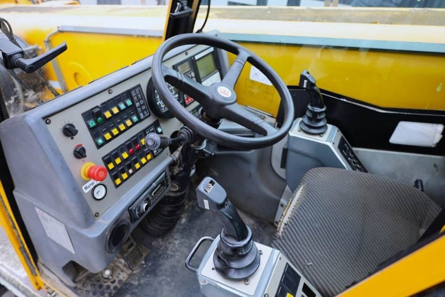 Terex Demag AC40 City Diesel, 6x6 Drive And 6-Wheel Stee - All-Terrain Kran: das Bild 4 Terex Demag AC40 City Diesel, 6x6 Drive And 6-Wheel Stee - All-Terrain Kran: das Bild 4