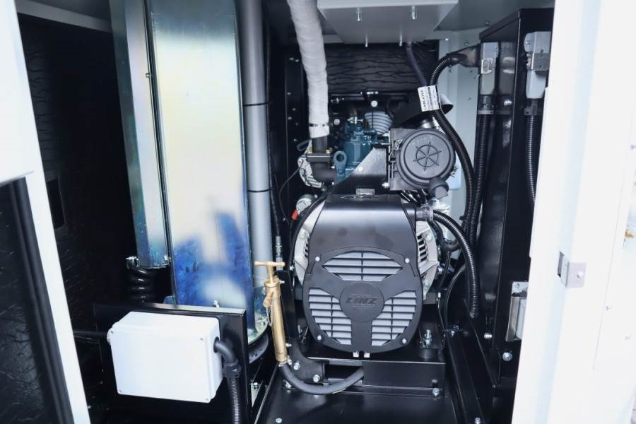 Lichtmasten Trime X-BOX 4x320 LED Valid inspection, *Guarantee: das Bild 13 Lichtmasten Trime X-BOX 4x320 LED Valid inspection, *Guarantee: das Bild 13