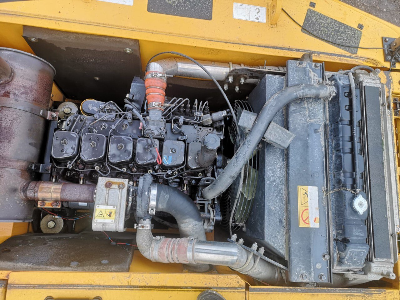 HYUNDAI 210 - Mobilbagger: das Bild 5 HYUNDAI 210 - Mobilbagger: das Bild 5