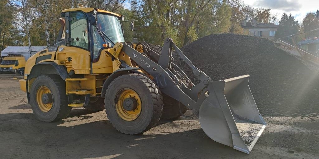 Volvo L 45 G - Radlader: das Bild 2 Volvo L 45 G - Radlader: das Bild 2