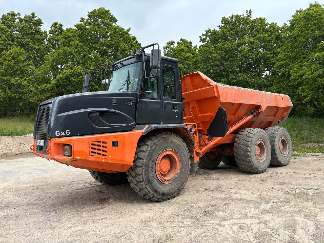 Bell B25D 6X6 - Muldenkipper/ Dumper: das Bild 1 Bell B25D 6X6 - Muldenkipper/ Dumper: das Bild 1