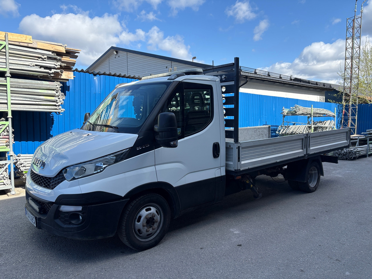 Iveco Daily 35-210 - Autokran: das Bild 1 Iveco Daily 35-210 - Autokran: das Bild 1