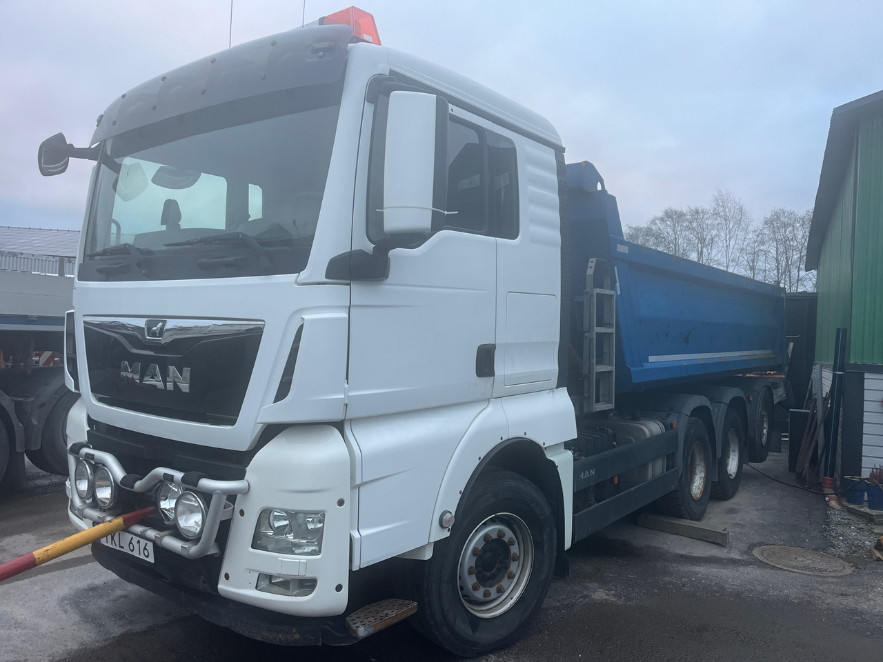 MAN TGX 35.500 8X4-4 BL - Kipper: das Bild 1 MAN TGX 35.500 8X4-4 BL - Kipper: das Bild 1