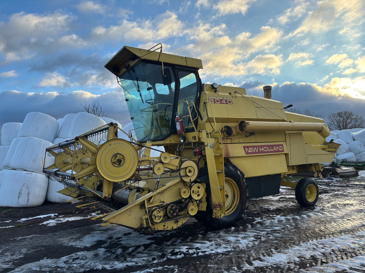 New Holland Clayson 8040 - Mähdrescher: das Bild 1 New Holland Clayson 8040 - Mähdrescher: das Bild 1