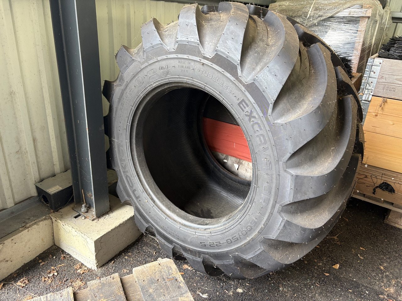 Nokian Excavator - Reifen für Baumaschine: das Bild 1 Nokian Excavator - Reifen für Baumaschine: das Bild 1