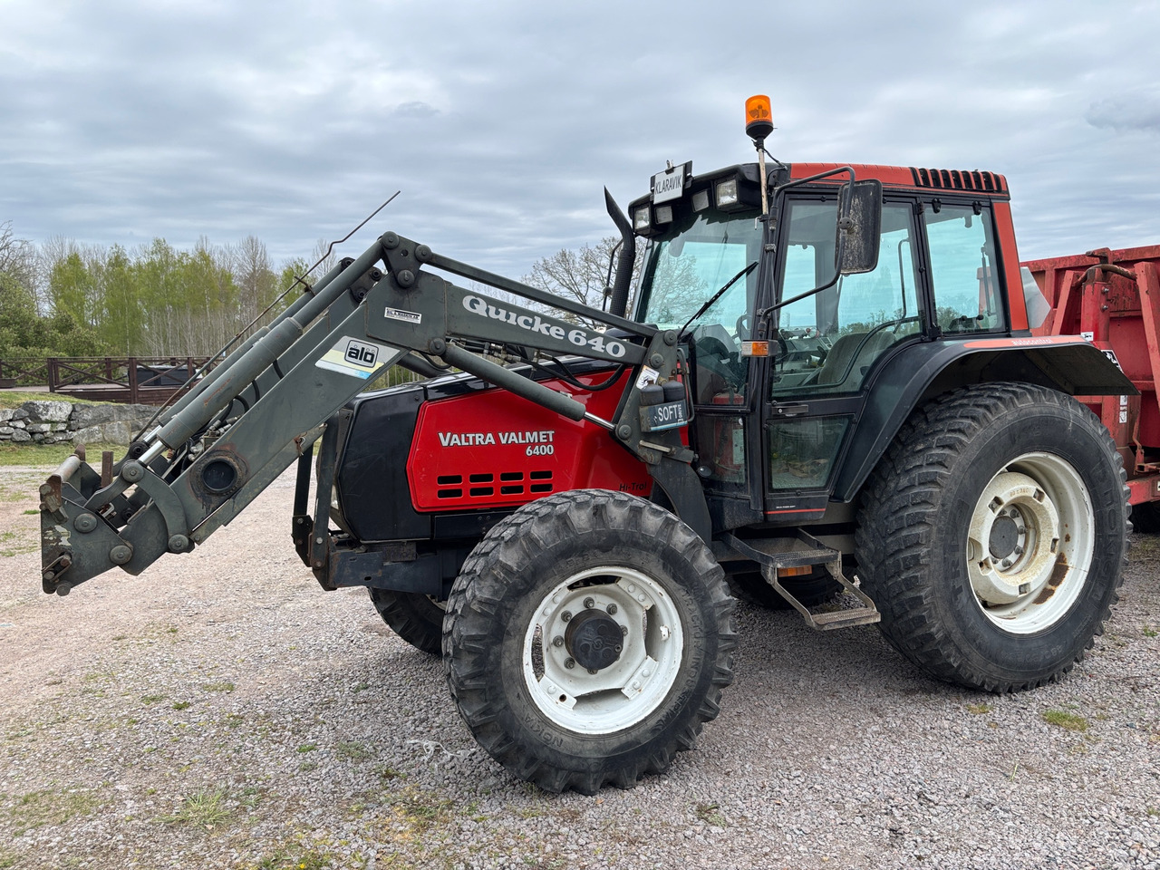 Valtra Valmet 6400 - Traktor: das Bild 1 Valtra Valmet 6400 - Traktor: das Bild 1