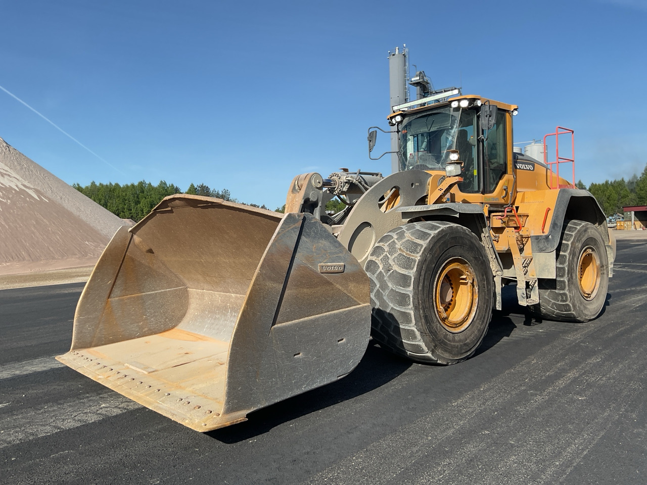 Volvo L260H - Radlader: das Bild 1 Volvo L260H - Radlader: das Bild 1