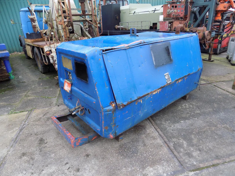 Ingersoll Rand Ingersoll rand P175W compressor met deutz P175W compressor met deutz - Luftkompressor: das Bild 1 Ingersoll Rand Ingersoll rand P175W compressor met deutz P175W compressor met deutz - Luftkompressor: das Bild 1