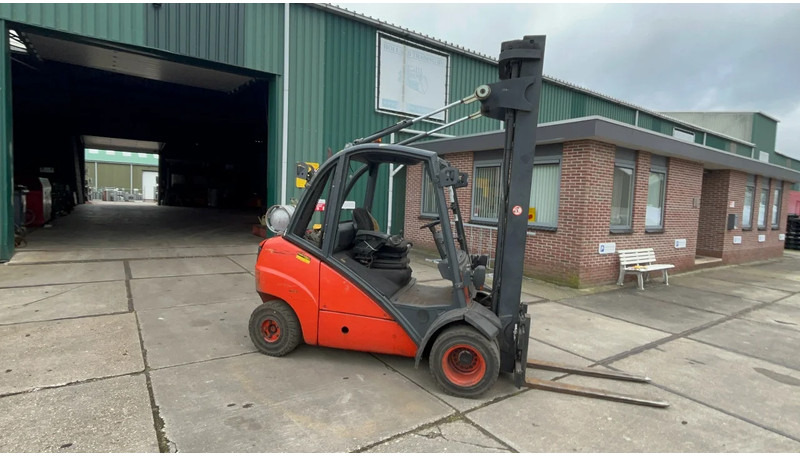 Linde H35T Linde H35 T - Treibgasstapler: das Bild 1 Linde H35T Linde H35 T - Treibgasstapler: das Bild 1