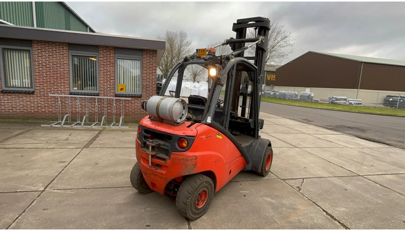 Linde H35T Linde H35 T - Treibgasstapler: das Bild 5 Linde H35T Linde H35 T - Treibgasstapler: das Bild 5