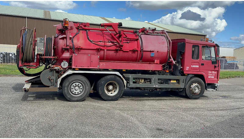 Volvo FL 7 FL7 Vacuum toilet tanker 8000 liter - Saug-/ Spülfahrzeug: das Bild 2 Volvo FL 7 FL7 Vacuum toilet tanker 8000 liter - Saug-/ Spülfahrzeug: das Bild 2