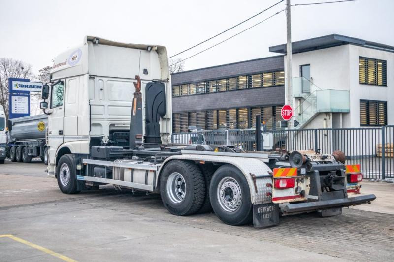 DAF XF 105.460 - AJK + intarder - Abrollkipper: das Bild 4 DAF XF 105.460 - AJK + intarder - Abrollkipper: das Bild 4
