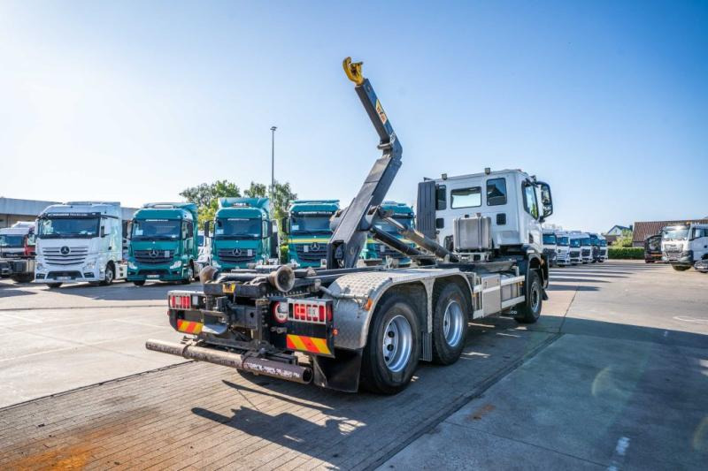 Iveco X-WAY 460 - HYVA - 91000 KM - Abrollkipper: das Bild 4 Iveco X-WAY 460 - HYVA - 91000 KM - Abrollkipper: das Bild 4