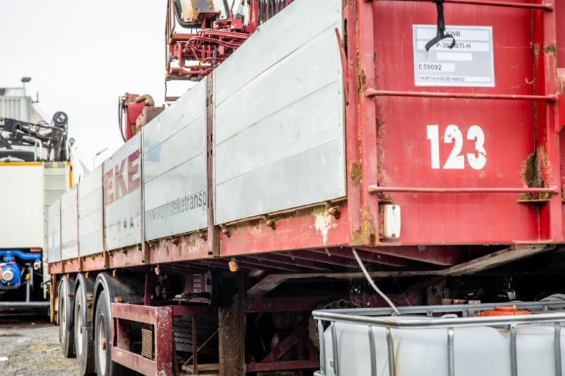 Kwb KRAAN/CRANE/GRUE/KRAN - KENNIS 16 TON/M(3xhydr.) - Pritschenauflieger/ Plattformauflieger: das Bild 5 Kwb KRAAN/CRANE/GRUE/KRAN - KENNIS 16 TON/M(3xhydr.) - Pritschenauflieger/ Plattformauflieger: das Bild 5