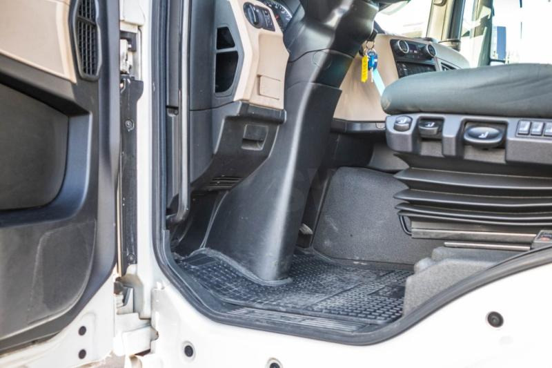 MAN TGS 35.420 BL-8X4-4 +HIAB 188 E-2 - Pritsche LKW, Autokran: das Bild 5 MAN TGS 35.420 BL-8X4-4 +HIAB 188 E-2 - Pritsche LKW, Autokran: das Bild 5