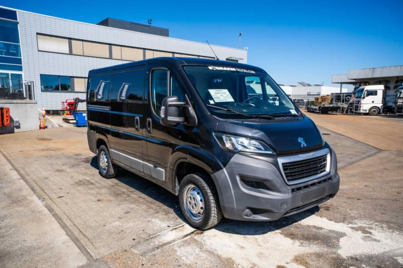 Peugeot BOXER 2.0 HDI - Kleintransporter: das Bild 2 Peugeot BOXER 2.0 HDI - Kleintransporter: das Bild 2