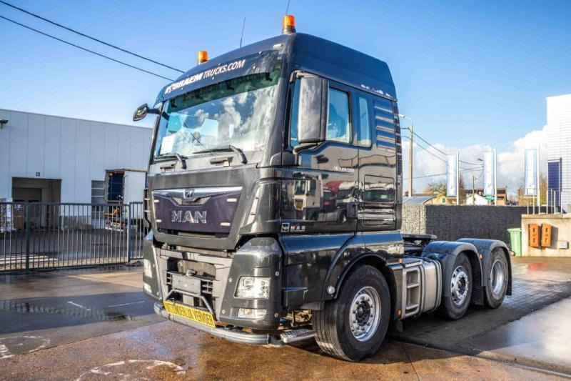 Sattelzugmaschine MAN TGX 26.500 XLX BLS - 6x2: das Bild 1