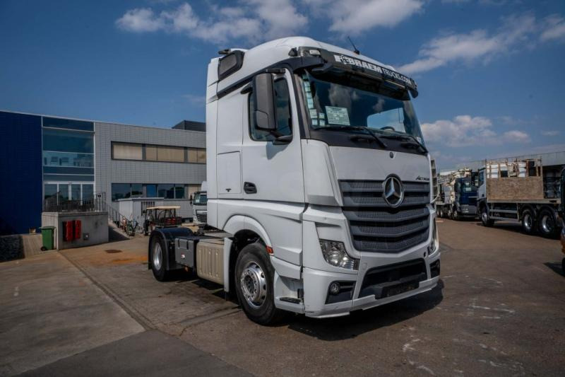 Mercedes ACTROS 1845 LS - Sattelzugmaschine: das Bild 2 Mercedes ACTROS 1845 LS - Sattelzugmaschine: das Bild 2