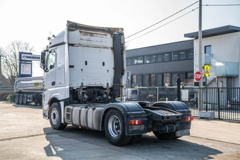 Mercedes ACTROS 1846 LS + kiphydr. - Sattelzugmaschine: das Bild 5 Mercedes ACTROS 1846 LS + kiphydr. - Sattelzugmaschine: das Bild 5