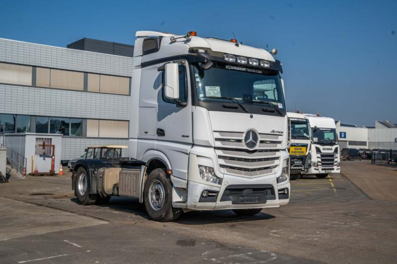 Mercedes ACTROS 1846 LS + kiphydr. - Sattelzugmaschine: das Bild 2 Mercedes ACTROS 1846 LS + kiphydr. - Sattelzugmaschine: das Bild 2