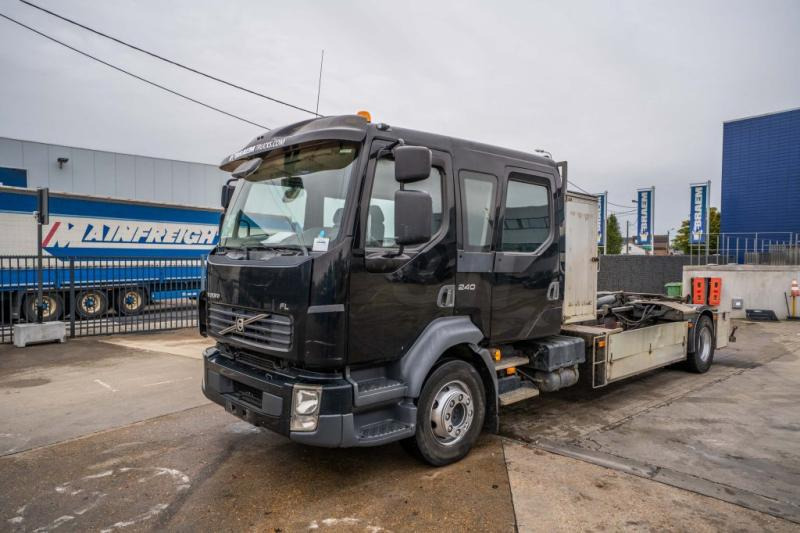 Volvo FL 240- 7p. + PALIFT - Abrollkipper: das Bild 1 Volvo FL 240- 7p. + PALIFT - Abrollkipper: das Bild 1