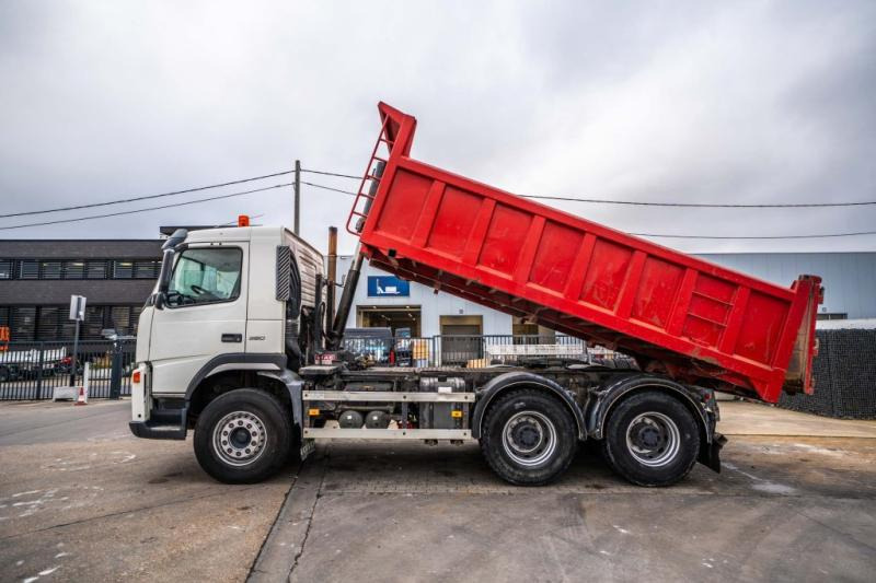 Kipper Volvo FM 340 - TIPPER + TRACTOR: das Bild 8 Kipper Volvo FM 340 - TIPPER + TRACTOR: das Bild 8
