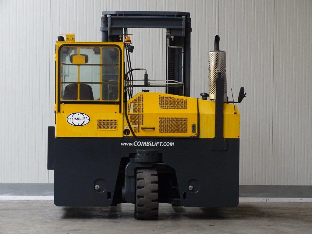 Combilift C8000 - TRIPLEX - Vierwegstapler: das Bild 5 Combilift C8000 - TRIPLEX - Vierwegstapler: das Bild 5