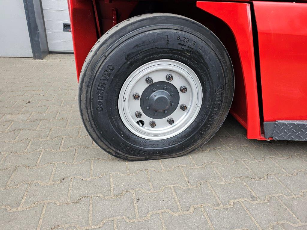 Kalmar DCF80-9H - Dieselstapler: das Bild 2 Kalmar DCF80-9H - Dieselstapler: das Bild 2