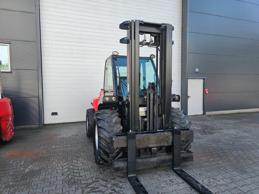 Manitou M50-4D - TRIPLEX- 4x4 - Geländestapler: das Bild 4 Manitou M50-4D - TRIPLEX- 4x4 - Geländestapler: das Bild 4