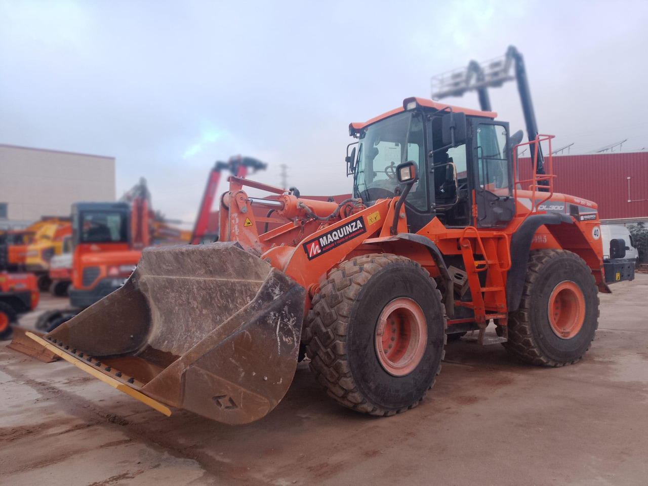 DOOSAN DL300-5 - Radlader: das Bild 1 DOOSAN DL300-5 - Radlader: das Bild 1