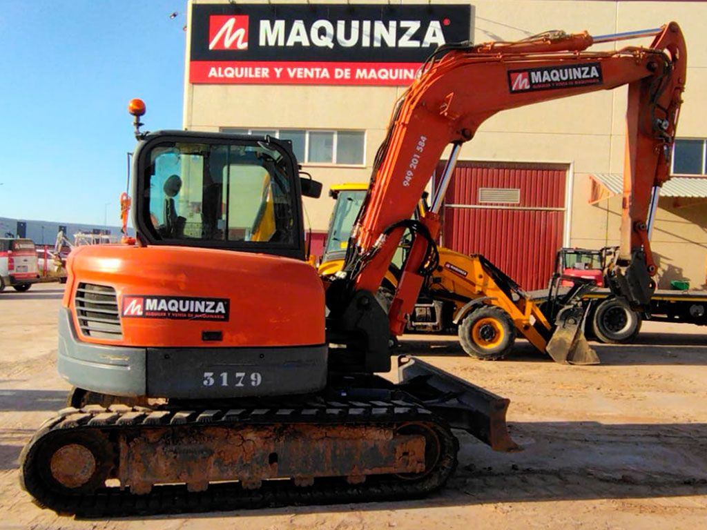 DOOSAN DX85R-3 - Minibagger: das Bild 2 DOOSAN DX85R-3 - Minibagger: das Bild 2