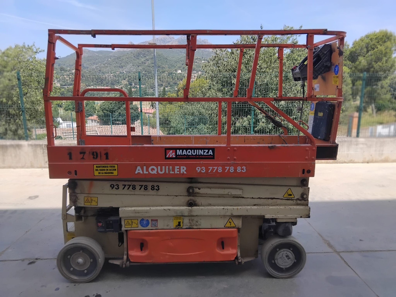 JLG 2030ES - Scherenbühne: das Bild 2 JLG 2030ES - Scherenbühne: das Bild 2