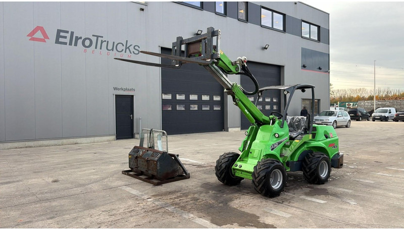 Avant 745 TDL (BELGIAN MACHINE / TOP CONDITION / 4X4 OPTIDRIVE / INCL ATTACHMENTS) - Deltalader: das Bild 1 Avant 745 TDL (BELGIAN MACHINE / TOP CONDITION / 4X4 OPTIDRIVE / INCL ATTACHMENTS) - Deltalader: das Bild 1