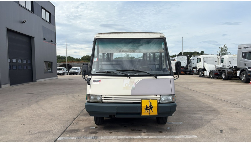 Iveco 59-12 (BELGIAN BUS / 29 SEATS / MANUAL PUMP / LAMES / STEEL SUSP.) - Linienbus: das Bild 5 Iveco 59-12 (BELGIAN BUS / 29 SEATS / MANUAL PUMP / LAMES / STEEL SUSP.) - Linienbus: das Bild 5
