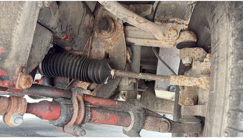 Linienbus Iveco 59-12 (BELGIAN BUS / 29 SEATS / MANUAL PUMP / LAMES / STEEL SUSP.): das Bild 8