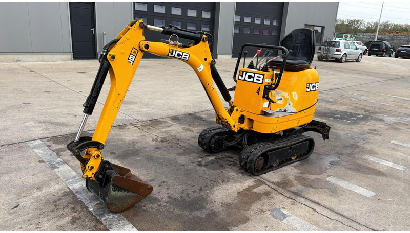 JCB 8008 (BE MACHINE / TOP CONDITION / 1898 H) - Minibagger: das Bild 2 JCB 8008 (BE MACHINE / TOP CONDITION / 1898 H) - Minibagger: das Bild 2